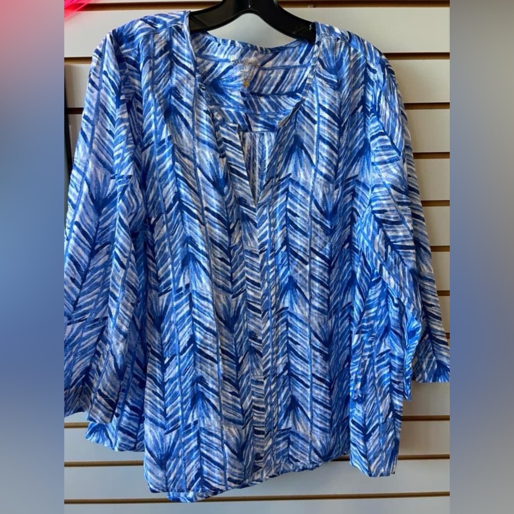 Size large blue Lilly Pulitzer blouse